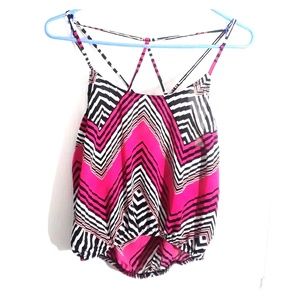 Flirty crop